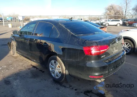 2015 Volkswagen Jetta 2.0L Tdi S z USA, uszkodzony, nr VIN 3VW3A7AJ8FM342292